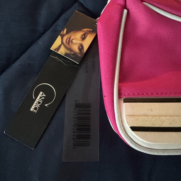 NWT Vintage Y2K Andice Converse inspired pink sneaker shoulder bag - Picture 4 of 5
